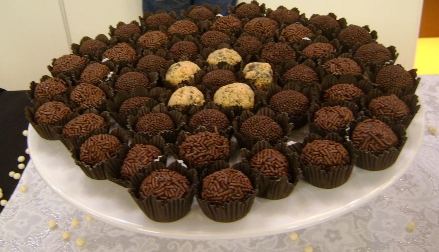 Brigadeiro de Paçoca Fácil | Band Receitas