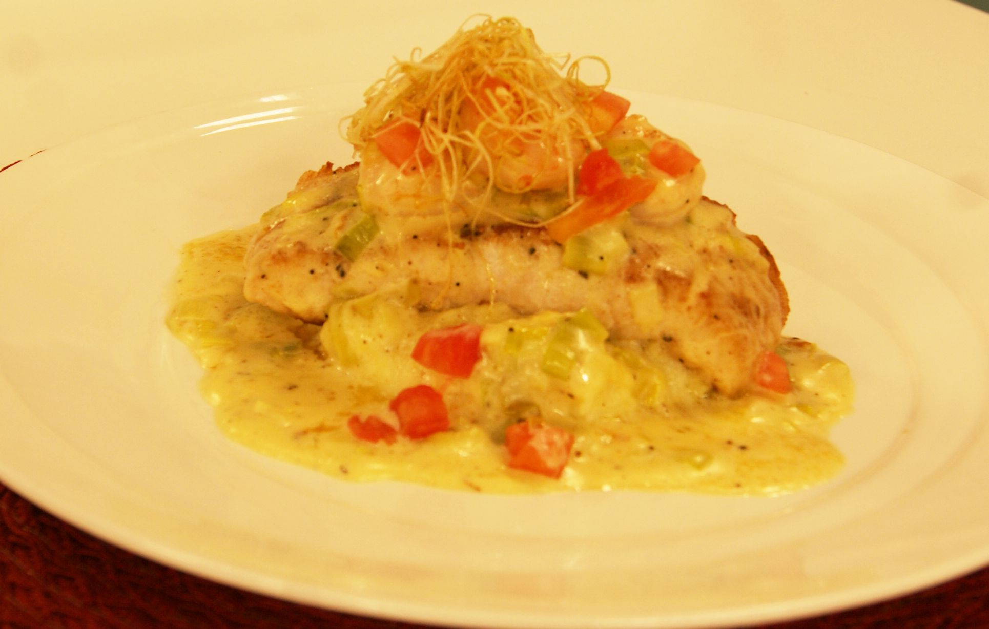 Robalo com Molho de Camarão e Alho Poró | Band Receitas