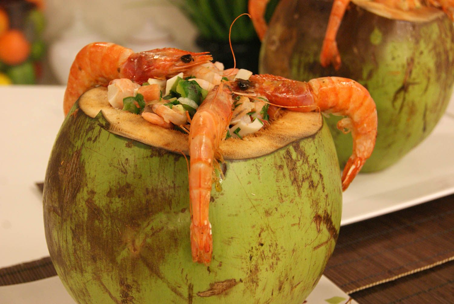 Camarão no Coco com Requeijão Cremoso e Palmito | Band Receitas