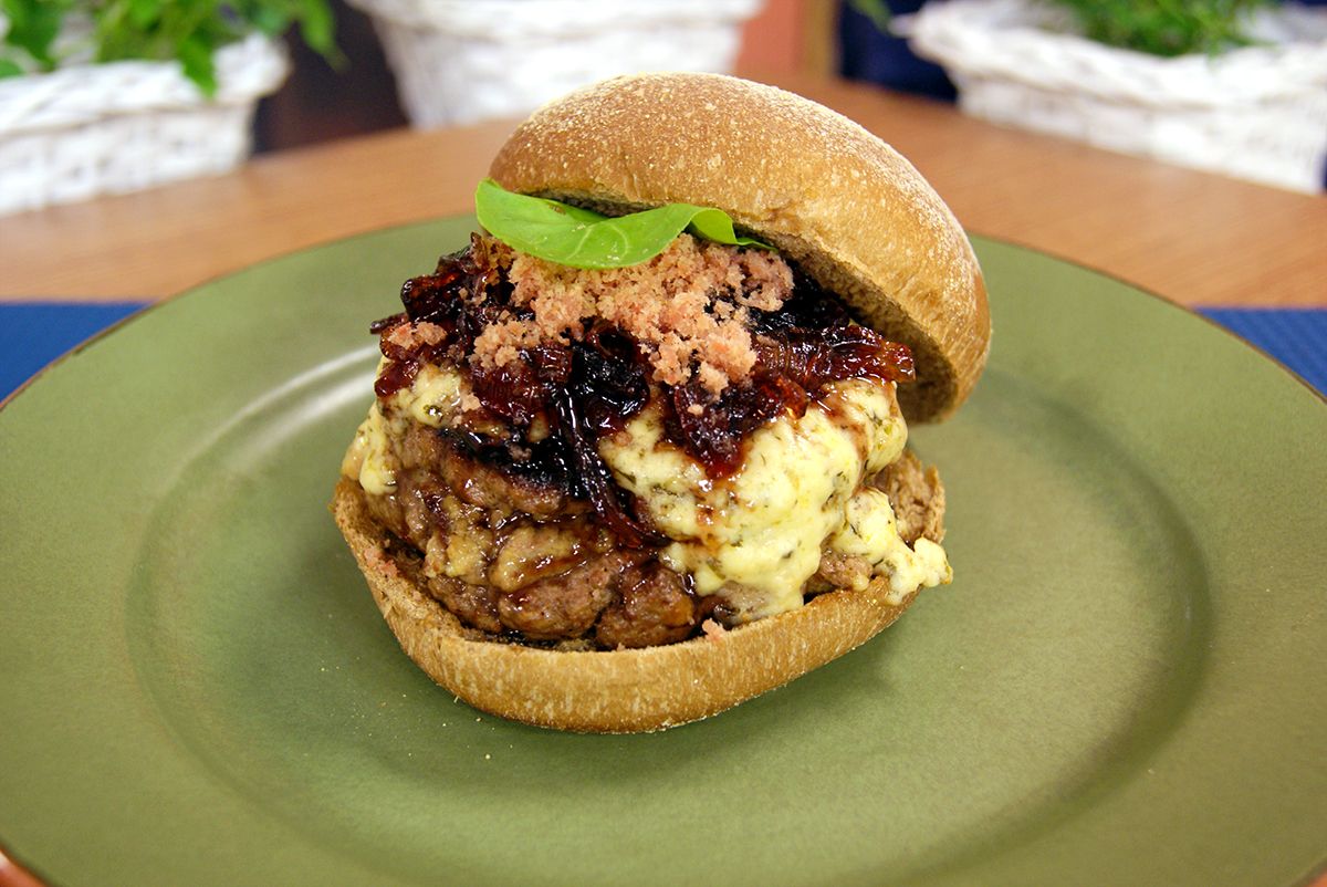 Burguer de Picanha com Gorgonzola | Band Receitas