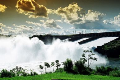 Situação das usinas hidrelétricas melhora, mas seca no Sul preocupa