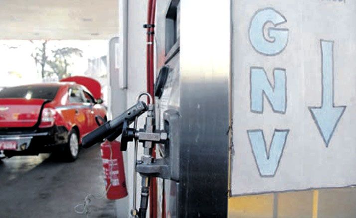 Preço do GNV também varia de acordo com a cotação do barril do petróleo e do dólar