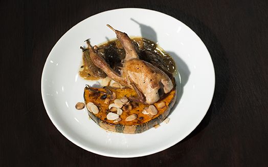 Codorna assada com ervas, abóbora assada e calda de figos | Band Receitas