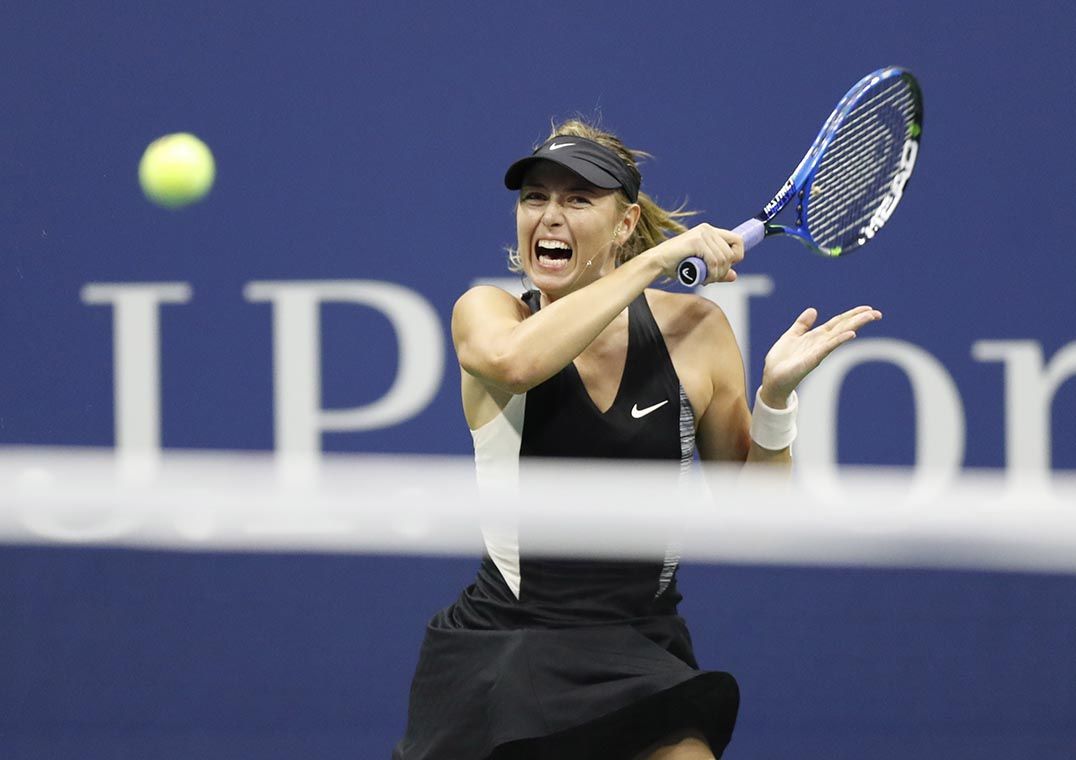 Sharapova em ação contra Cirstea no US Open Jerry Lai/USA Today Sports/Reuters