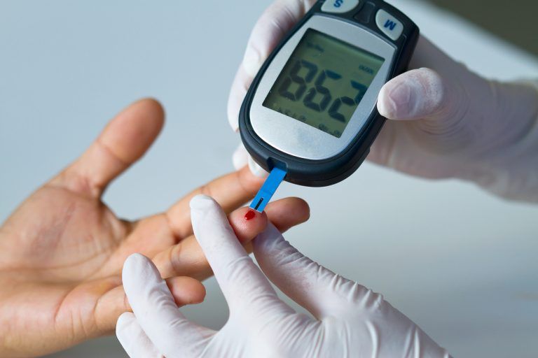 Mais de 13 milhões de brasileiros convivem com o diabetes Pittawut/ iStock