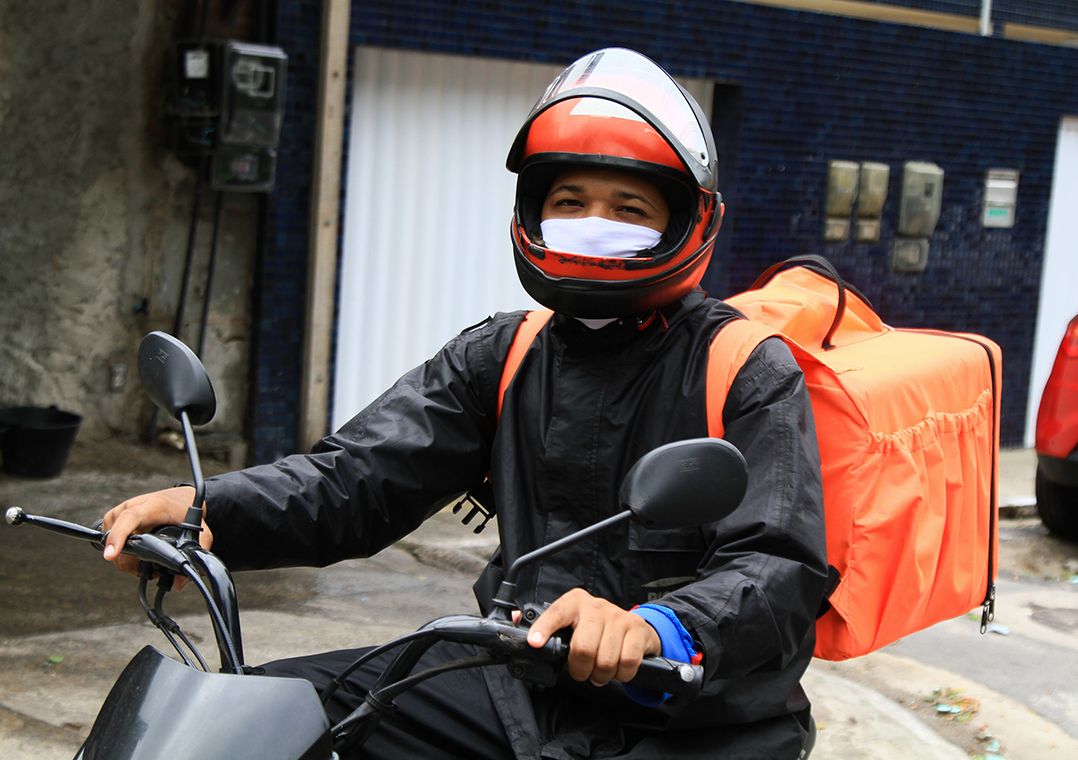 Câmara aprova projeto de lei que regulamenta profissão de motoboy na capital paulista
