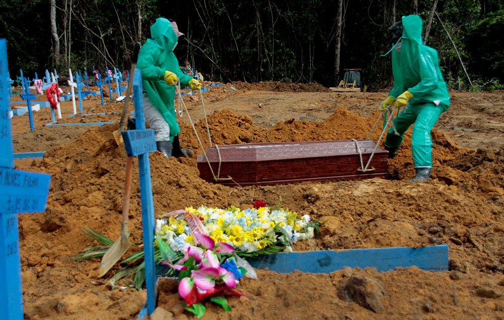 Sepultamentos voltam a ser feitos em covas individuais em Manaus Altemar Alcantara/Semcom