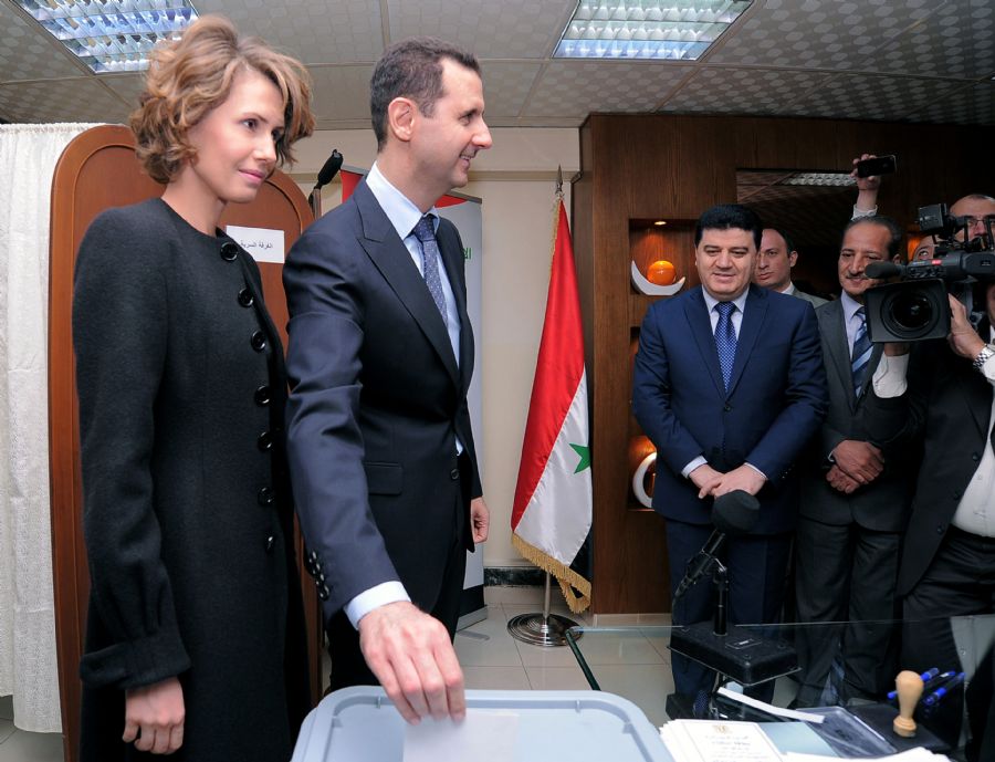 За сирию и башара. Башар Асад 2014. Визит Башара Асада в ОАЭ. Асма Асад Сирия. Жена Башара Асада.