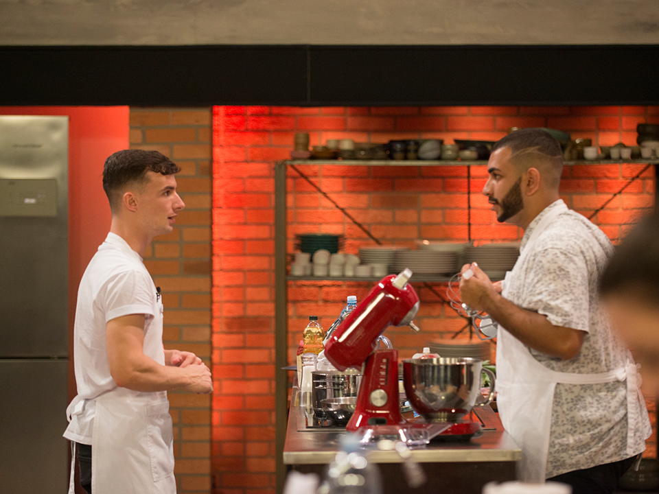 MasterChef': Claudio vence episódio e chama Fogaça de 'delícia